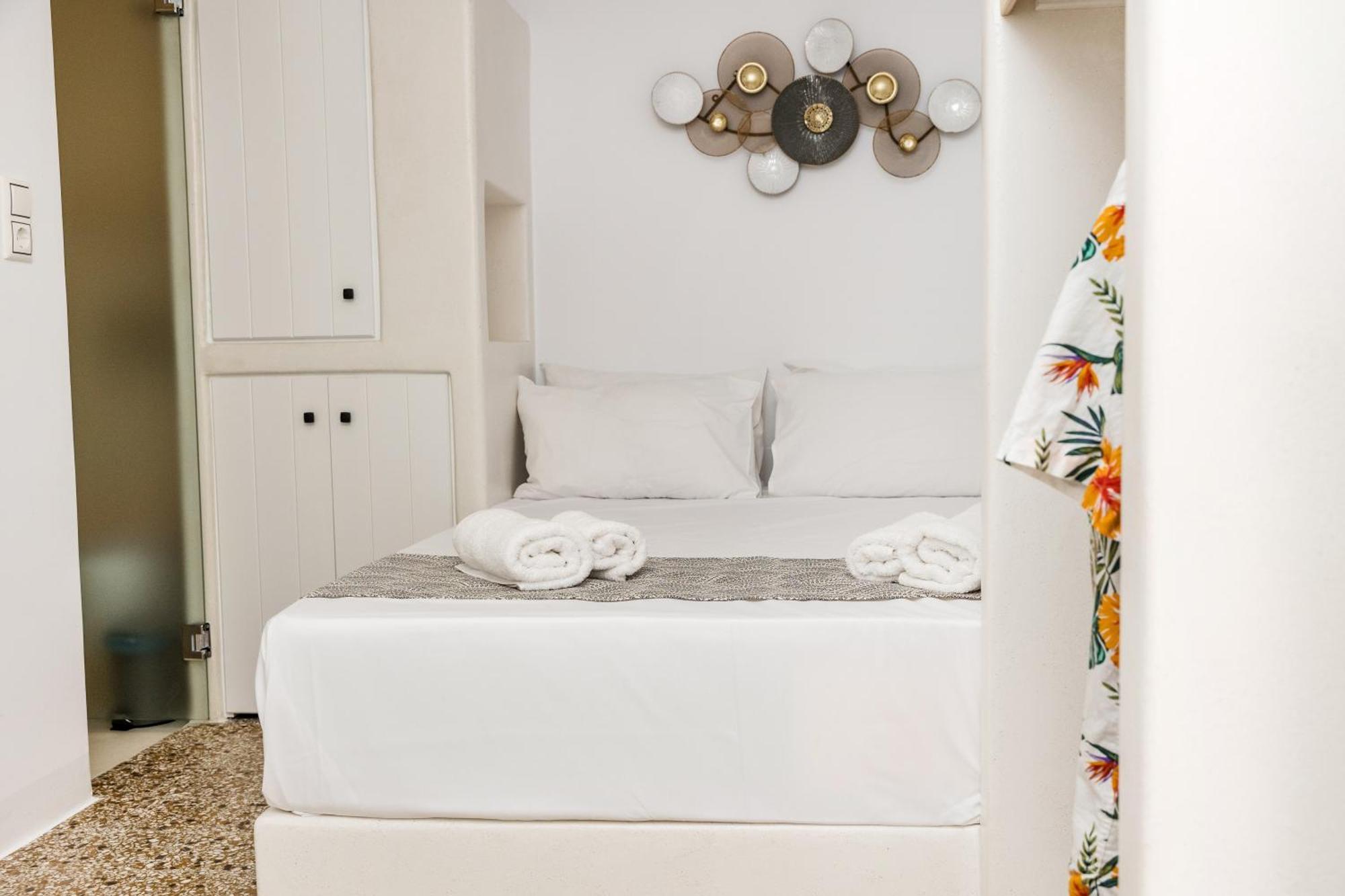 Naxos Downtown Apartments & Suites Naxos City 객실 사진